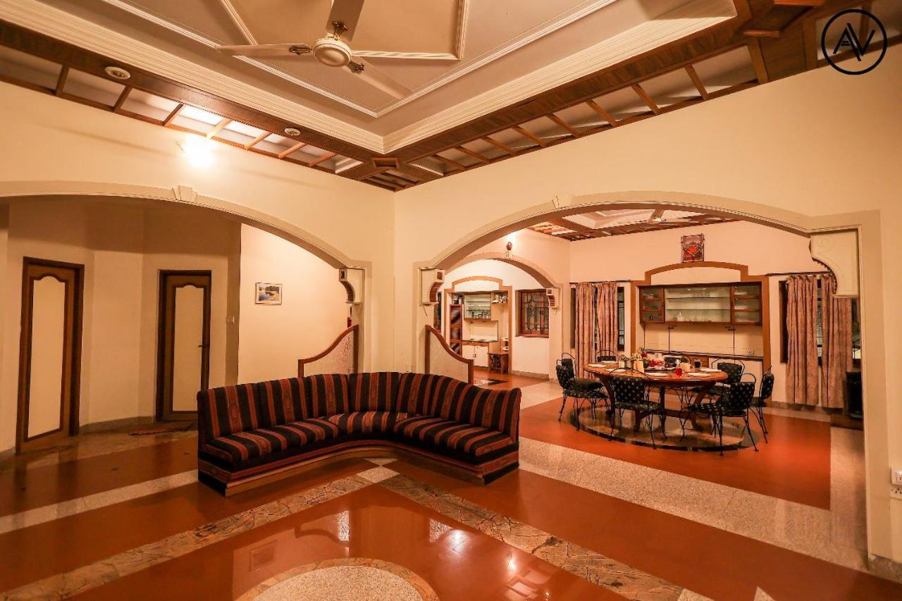 Arcus Villa - Swimming Pool/Ac/Luxurious Mahābaleshwar Exteriör bild